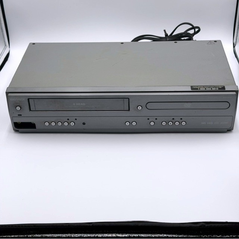 Magnavox MWD2206 DVD Player VCR Combo 4 Head VHS HQ Silver PARTS ONLY